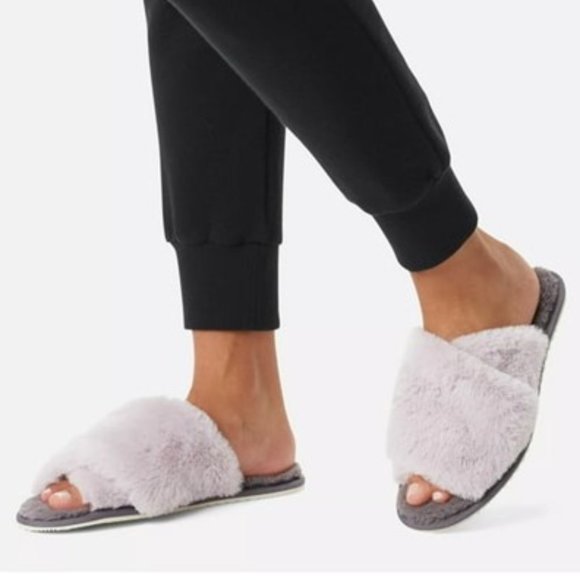 Sorel Go Mail Run Slippers Faux Fur Slip-on Vapor Pulse Size 6 NEW - Picture 1 of 7